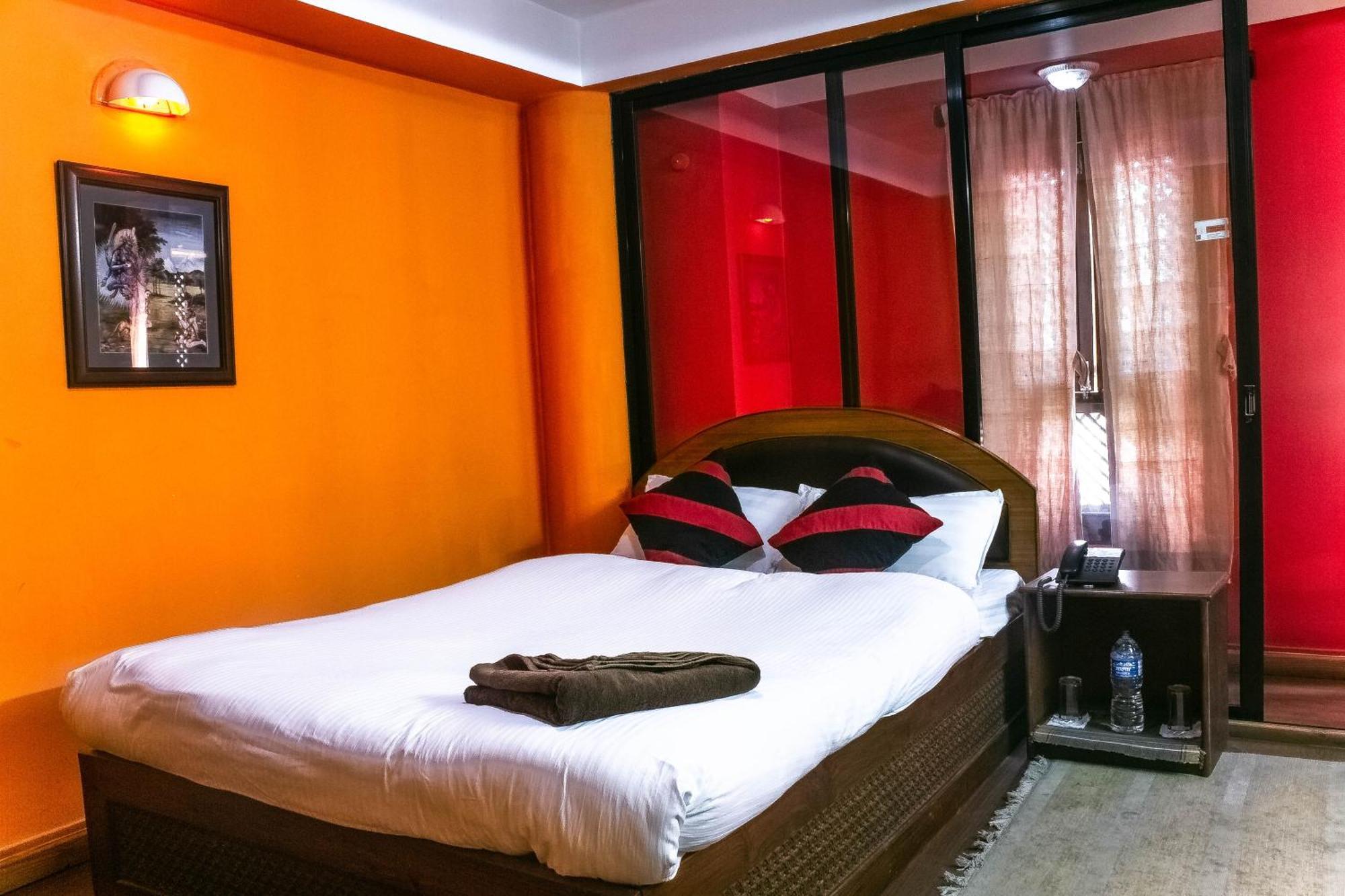 Siddhi Home & Restaurant Bhatgoan Exterior foto