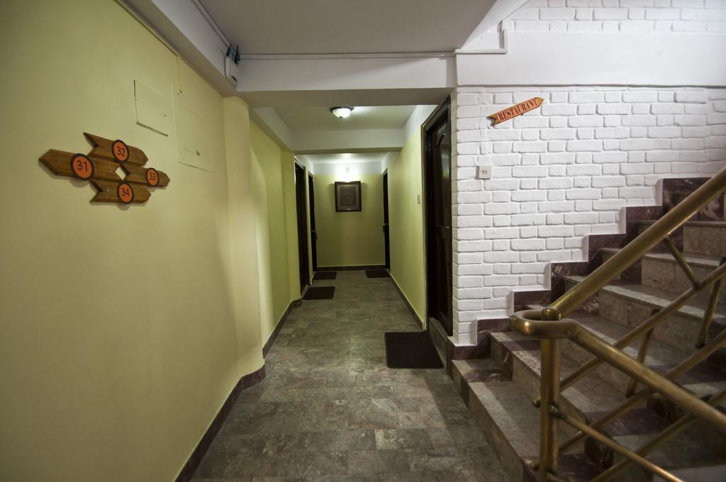 Siddhi Home & Restaurant Bhatgoan Exterior foto