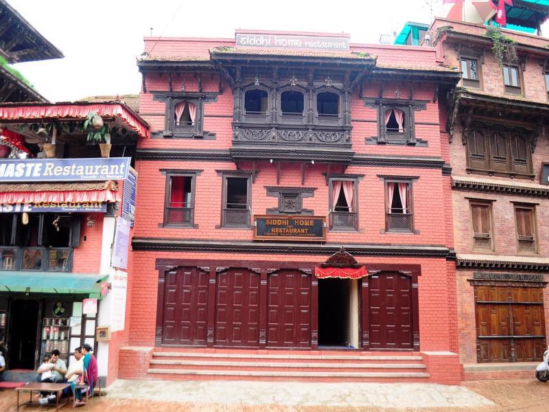 Siddhi Home & Restaurant Bhatgoan Exterior foto